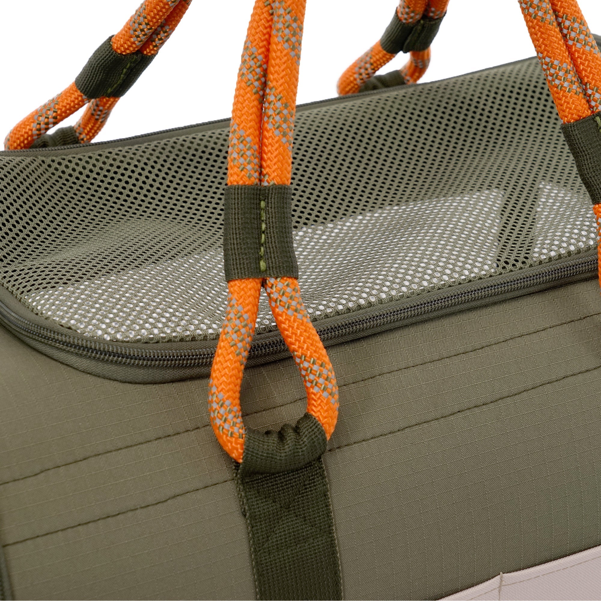 DOG CARRIER